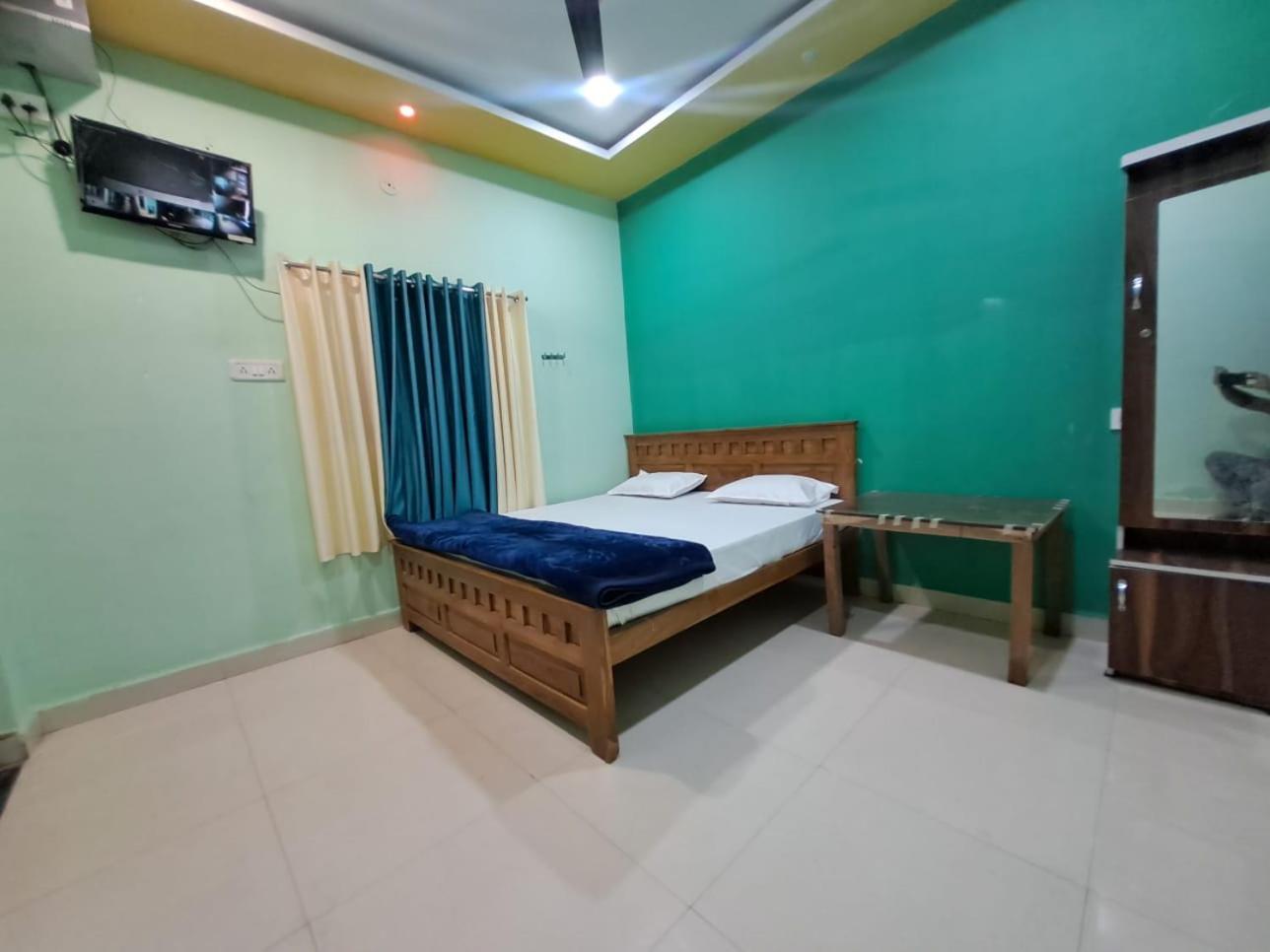 Utsav Lodge And Mangal Bhavan Piparia Luaran gambar